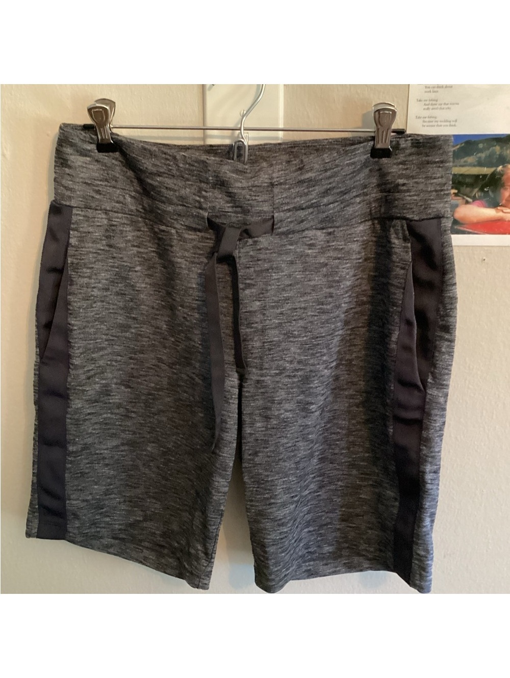 Women’s Athleta Size Medium Gray Shorts Tote5